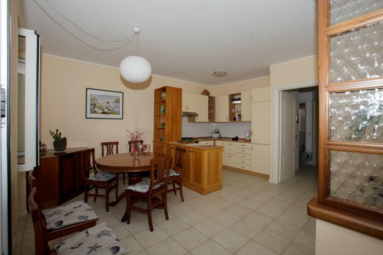 Casa Lella Apartment ปอร์โตเวเนเร ภายนอก รูปภาพ